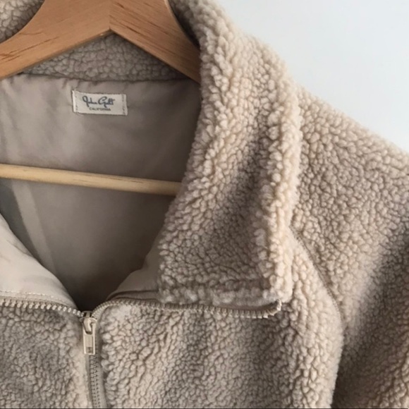 BM Willow Shearling/Teddy Jacket + MYSTERY GIFT! - Picture 3 of 3